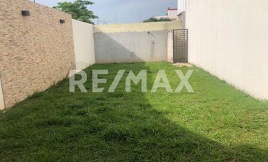 CASA EN VENTA  - (3)