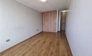 EN VENTA DPTO EN  OVIEDO CAVADA  2D 2B
