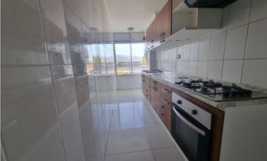 EN VENTA DPTO EN  OVIEDO CAVADA  2D 2B