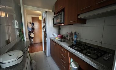 EN VENTA dpto MACUL av. escuela agricola ESTILO MARIPOSA