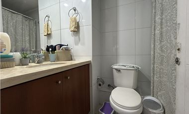 EN VENTA dpto MACUL av. escuela agricola ESTILO MARIPOSA