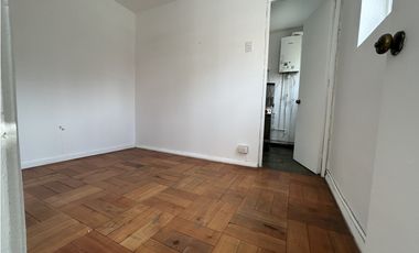EN VENTA dpto calle Holanda Providencia a 1 cuadra de mall costanera
