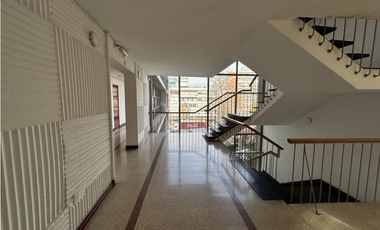 EN VENTA dpto calle Holanda Providencia a 1 cuadra de mall costanera