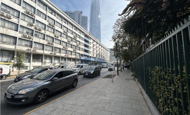 EN VENTA dpto calle Holanda Providencia a 1 cuadra de mall costanera