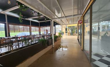 Local Comercial en Arriendo en Local 1, Paseo Nogales