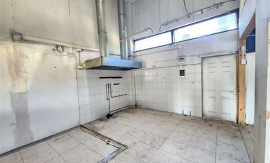Local Comercial en Arriendo en Local 1, Paseo Nogales