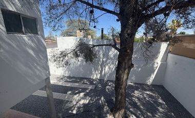 se renta amplia oficina en san felipe