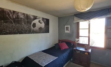 Gran casa y  buen terreno para Inversión en Buin