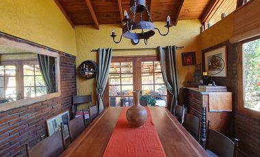 Gran casa y  buen terreno para Inversión en Buin