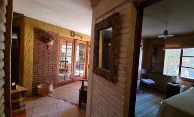 Gran casa y  buen terreno para Inversión en Buin