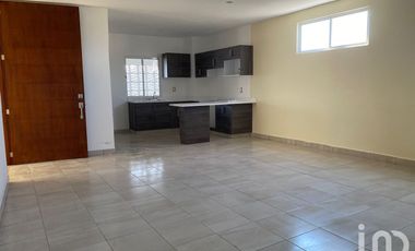 DEPARTAMENTO EN VENTA EN MIRAVALLE