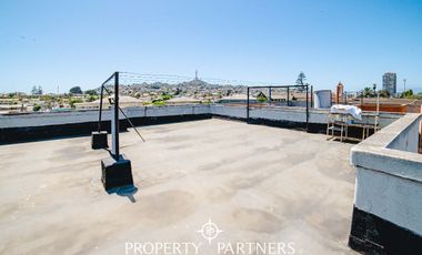 Amplia Propiedad en estratégico sector Comercial de Coquimbo