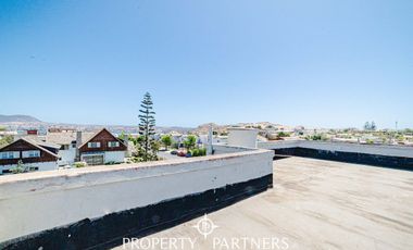 Amplia Propiedad en estratégico sector Comercial de Coquimbo