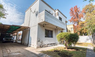 Ñuñoa Centro: Vive, Invierte o Trabaja en esta Propiedad