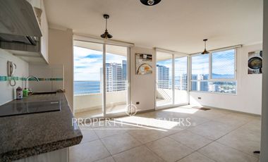 Moderno departamento en Marina Costa con preciosa vista a toda la Bahia