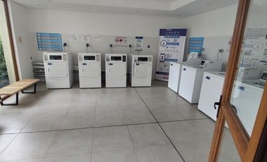 Moderno departamento en Marina Costa con preciosa vista a toda la Bahia