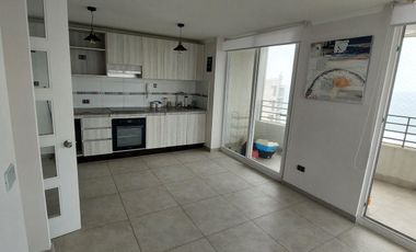 Moderno departamento en Marina Costa con preciosa vista a toda la Bahia