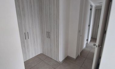 Moderno departamento en Marina Costa con preciosa vista a toda la Bahia