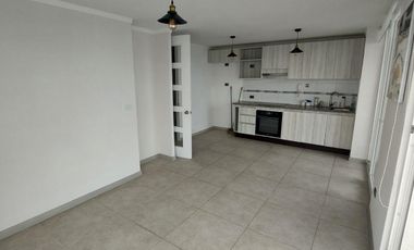 Moderno departamento en Marina Costa con preciosa vista a toda la Bahia