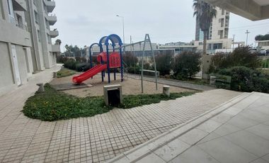 Moderno departamento en Marina Costa con preciosa vista a toda la Bahia