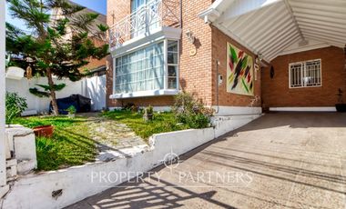 Venta casa amplia Parque Inglés