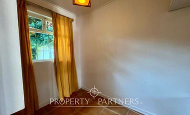 Casa Estilo Colonial de 6D + Piscina. Cercano a Colegio Sagrado Corazón Apoquindo