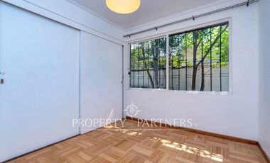 Casa Estilo Colonial de 6D + Piscina. Cercano a Colegio Sagrado Corazón Apoquindo