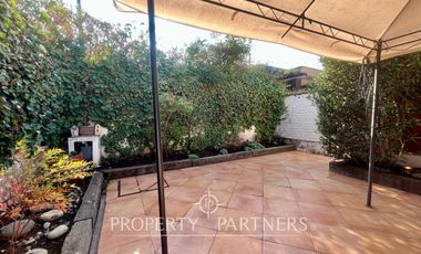 Casa Estilo Colonial de 6D + Piscina. Cercano a Colegio Sagrado Corazón Apoquindo