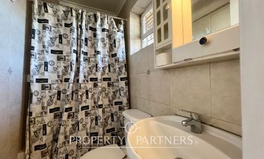 Casa Estilo Colonial de 6D + Piscina. Cercano a Colegio Sagrado Corazón Apoquindo