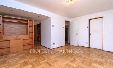 Casa Estilo Colonial de 6D + Piscina. Cercano a Colegio Sagrado Corazón Apoquindo