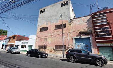 Edificio con Bodega en venta, Col. El Carmen, cerca blvd 5 de mayo, Puebla