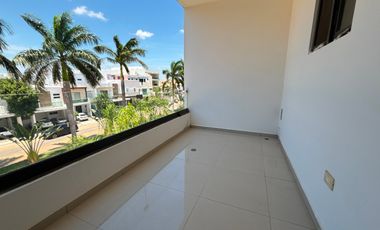 Casa de 3 niveles en Arbolada: seguridad, confort y estilo en un solo lugar