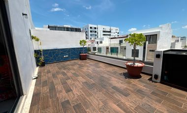 Casa de 3 niveles en Arbolada: seguridad, confort y estilo en un solo lugar