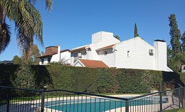 Casa en  ALQUILER en Campo Chico
