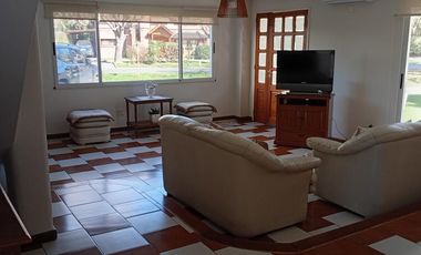 Casa en  ALQUILER en Campo Chico