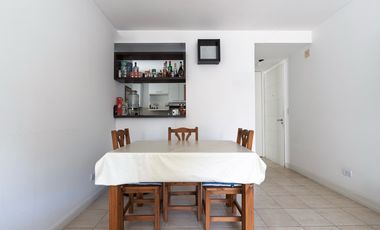 Departamento  en venta 3 ambientes con cochera en complejo 
