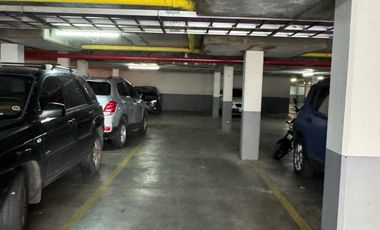 Departamento  en venta 3 ambientes con cochera en complejo 