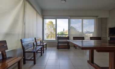 Departamento  en venta 3 ambientes con cochera en complejo 