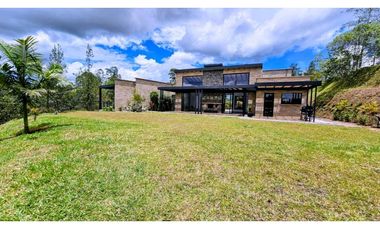 Casa en El Retiro Parcelación Monte Sereno