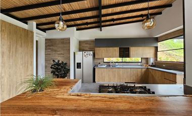 Casa en El Retiro Parcelación Monte Sereno