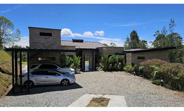 Casa en El Retiro Parcelación Monte Sereno