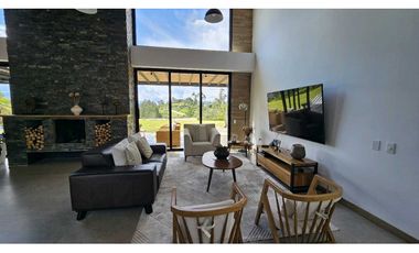 Casa en El Retiro Parcelación Monte Sereno