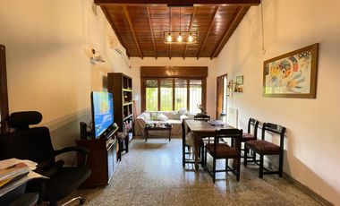 Casa multifamiliar en venta - Morón central