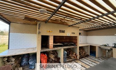 Casa quinta en venta en Lujan