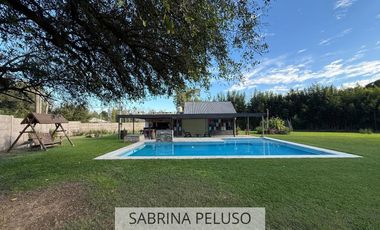 Casa quinta en venta en Lujan