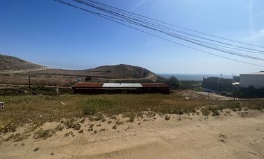Terreno en esquina Primo Tapia