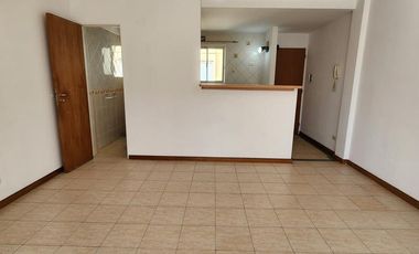 Departamento en S.Fer.-Vias/Centro