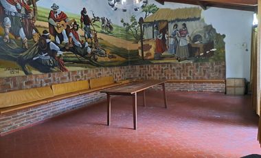 Casa en Bernal Centro - Excelente Ubicación