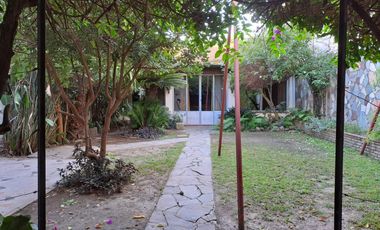Casa en Bernal Centro - Excelente Ubicación