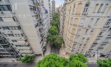 DEPARTAMENTO EN ALQUILER EN LA MEJOR ZONA DEL EMBLEMATICO BARRIO DE RECOLETA.